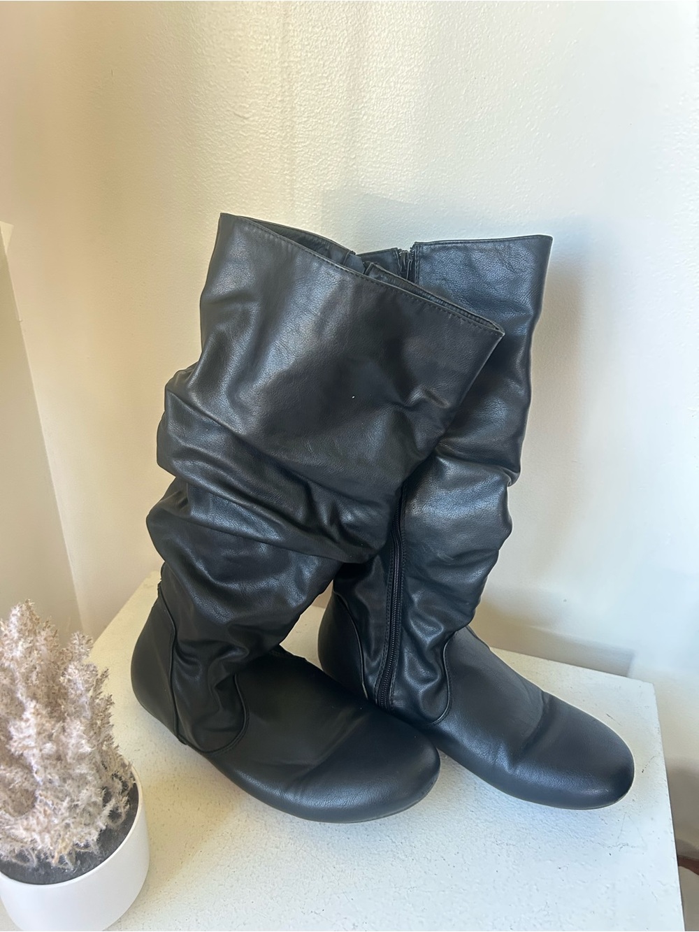 Hot Cakes Black Slouchy Mid-Calf Heeled Boots 11